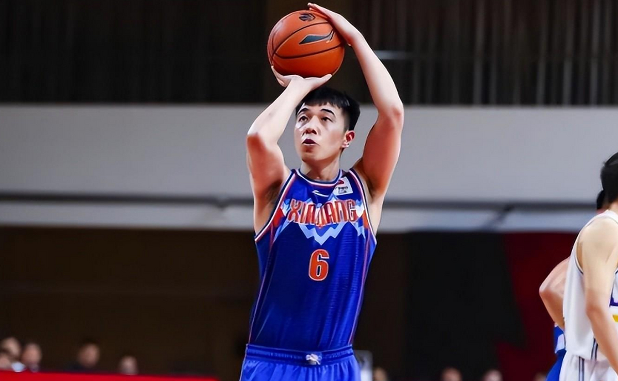 CBA季后赛窗口期走向成谜，上海海港绝杀压哨，信心回归，临场指挥获称赞的简单介绍