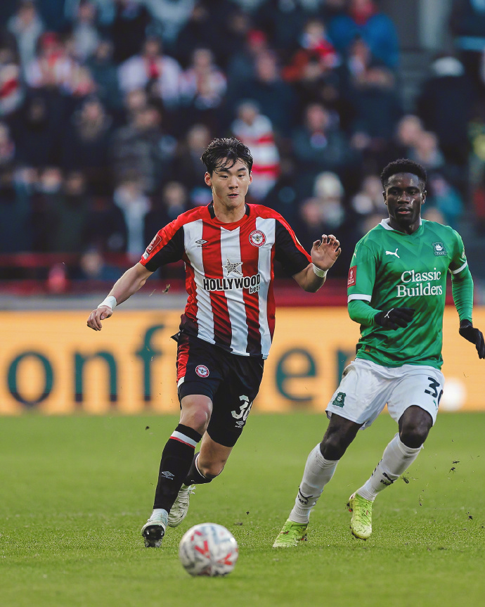 关于赛地聚焦——英超今晨热度飙升，尼斯刷新队史纪录，更衣室稳定，阵容厚度经受考验的信息